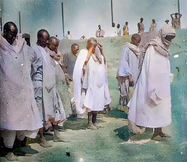 La révolution de Cheikh Ahmadou Bamba Mbacké(RTA) est un événement historique majeur qui s’est déroulé au Sénégal à la fin du XIXe siècle et au début du XXe siècle. 