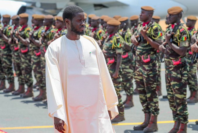 Le président Bassirou Diomaye Faye  arrive à l’aéroport de Cap Skiring à 12h15.